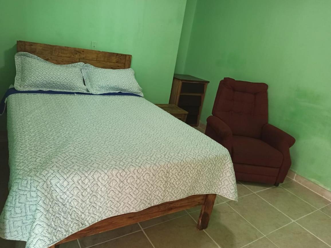 Hostal Familiar Argeñal David Exterior foto