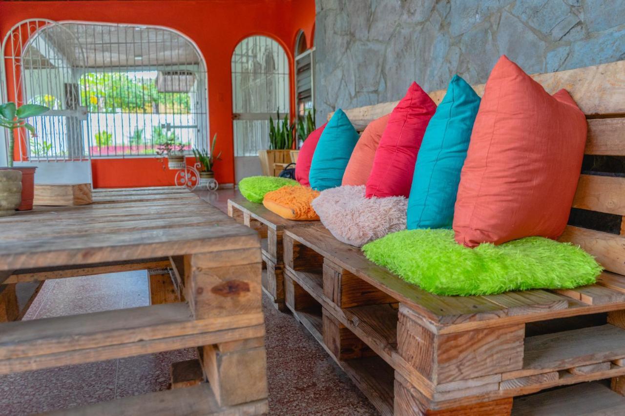 Hostal Familiar Argeñal David Exterior foto