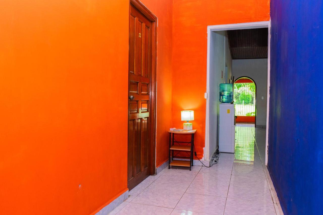 Hostal Familiar Argeñal David Exterior foto