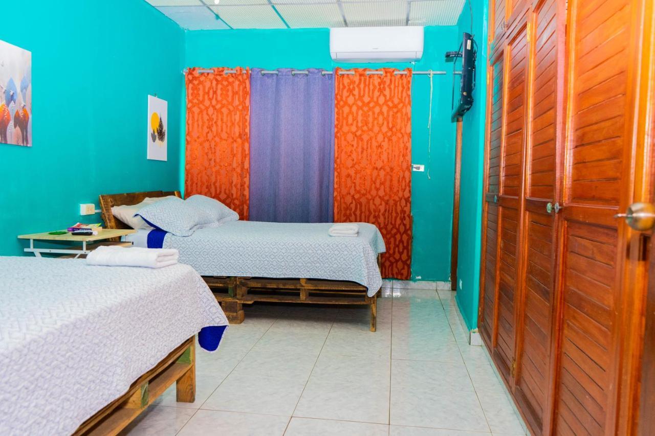 Hostal Familiar Argeñal David Exterior foto