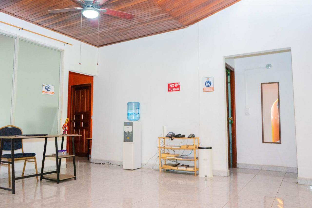 Hostal Familiar Argeñal David Exterior foto